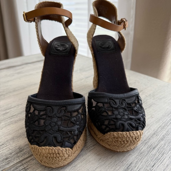 Tory Burch Navy Lace Lucia Espadrille Wedges size 6.5M - Picture 4 of 9